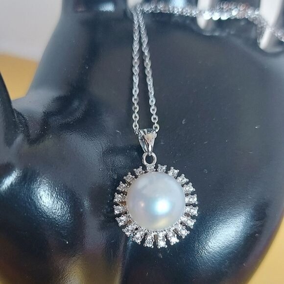 Natural Round Pearl 11mm & Cz 925 Sterling Silver‎ Necklace 18" - Picture 4 of 5